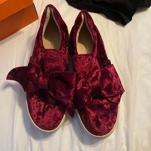 J slides red velvet bow sneakers